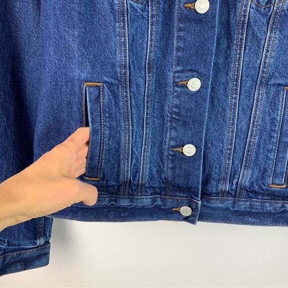 NWT Loft women’s Denim Jeans Trucker Jacket in Classic Mid Wash Size xsmall - Picture 3 of 10